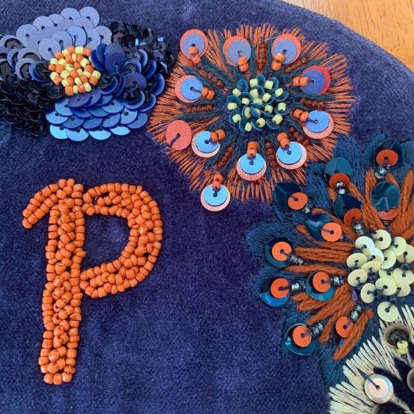 NEW NWT ANTHROPOLOGIE MONOGRAM LETTER CRESCENT POUCH VELVET P - Picture 2 of 5